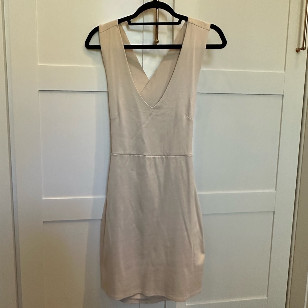 Lulu’s open cross back bodycon dress